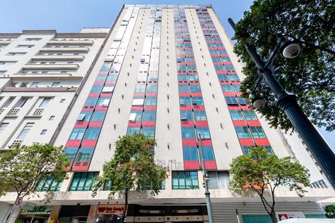 Salas/Conjuntos para locacao no Centro em Curitiba com 32m² por R$ 850,00