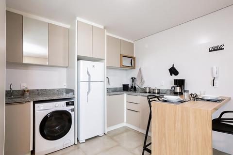 Studio para locacao no Bigorrilho em Curitiba com 22m² por R$ 1.900,00