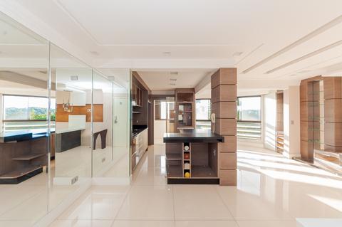Apartamento para venda no Ecoville em Curitiba com 95m² por R$ 750.000,00