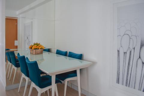 Apartamento para locacao no Batel em Curitiba com 76m² por R$ 4.200,00