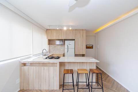 Apartamento para venda no Centro Cívico em Curitiba com 37,3m² por R$ 290.000,00