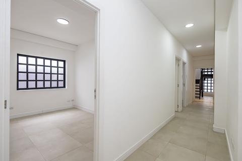 Salas/Conjuntos para  no Alto da Glória em Curitiba com 85m² por R$ 5.500,00