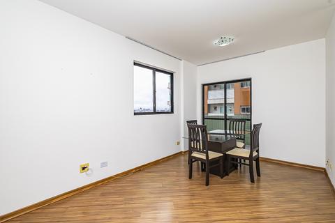 Apartamento para locacao no Cristo Rei em Curitiba com 84,49m² por R$ 3.200,00