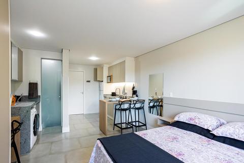 Apartamento para locacao no Bigorrilho em Curitiba com 22m² por R$ 2.300,00