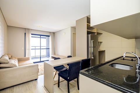 Apartamento para locacao no Bigorrilho em Curitiba com 45m² por R$ 3.500,00