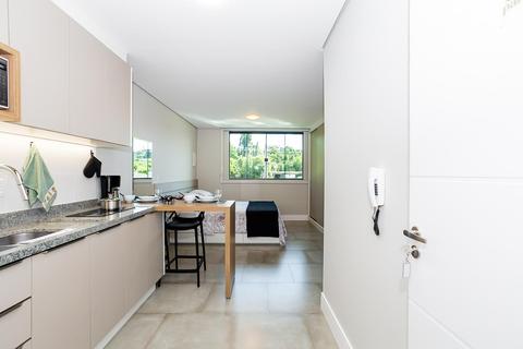 Kitnet para locacao no Bigorrilho em Curitiba com 22m² por R$ 2.200,00