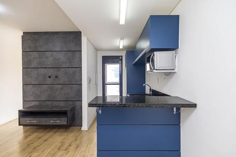 Studio para locacao no Bigorrilho em Curitiba com 37m² por R$ 2.300,00