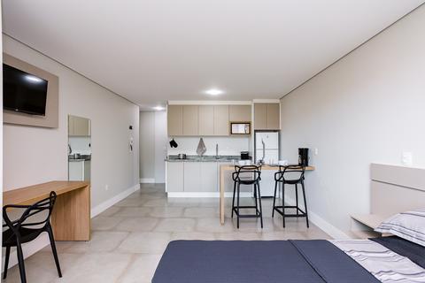 Apartamento para locacao no Bigorrilho em Curitiba com 27m² por R$ 2.450,00